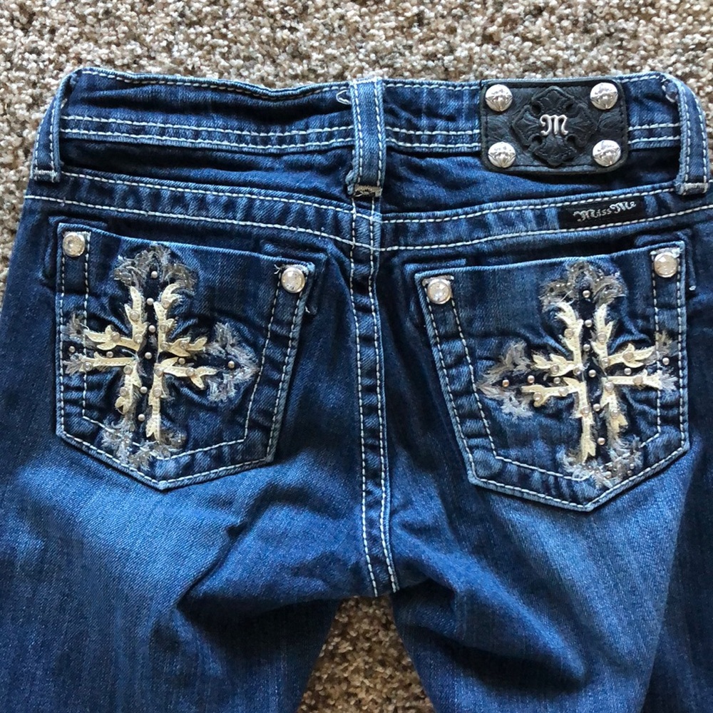 Women’s Miss Me boot cut jeans